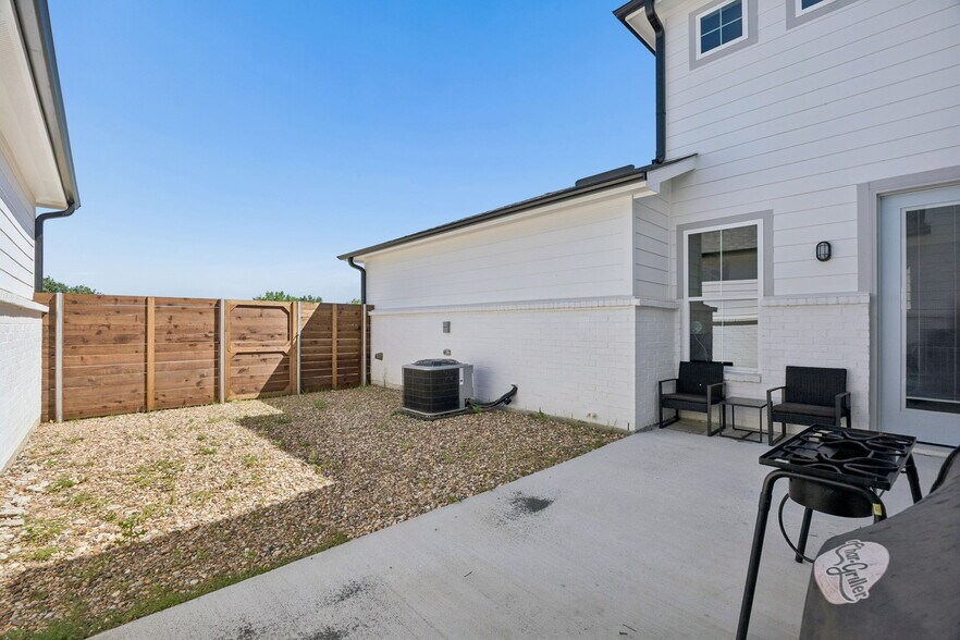 More Photos Of , Fort Worth Multifamily For Sale
