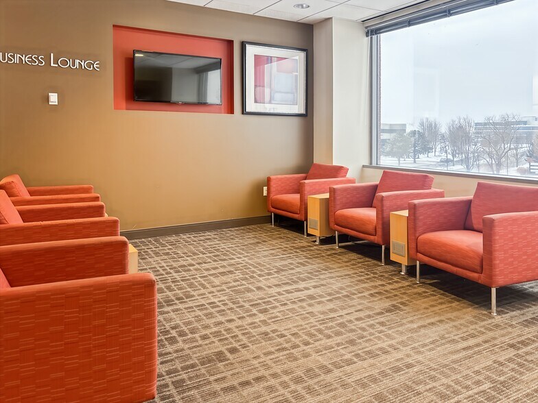 More Photos Of 1333 Burr Ridge Pky, Burr Ridge Coworking Space