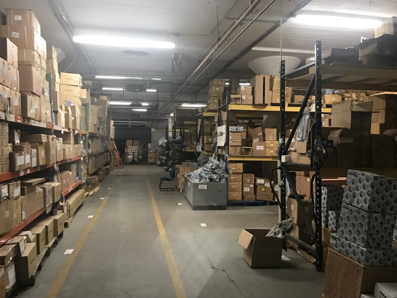 More Photos Of 231 Wilson Ave, Norwalk Industrial For Sale