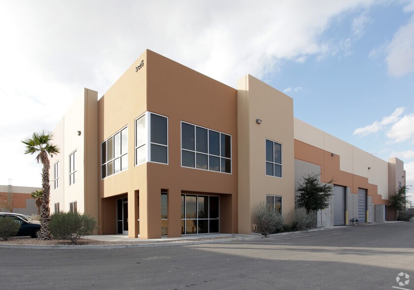 More Photos Of 4455 W Sunset Rd, Las Vegas Manufacturing For Lease