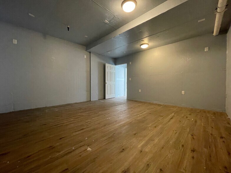 More Photos Of 411-445 8th St, Oakland Medical For Sale