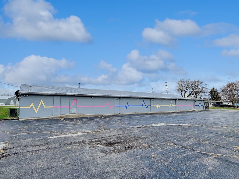 More Photos Of 805 Sater St, Greenville Skating Rink For Sale