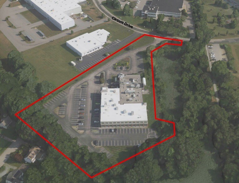 More Photos Of 211 Circuit Dr, North Kingstown Research And Development For Sale