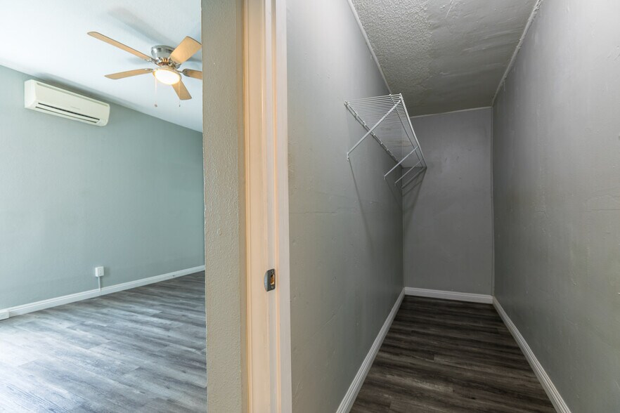 More Photos Of 2141 Front St, San Diego Apartments For Sale