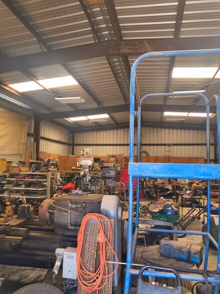 More Photos Of 6738 Greenbay Rd, Arbuckle Land For Lease