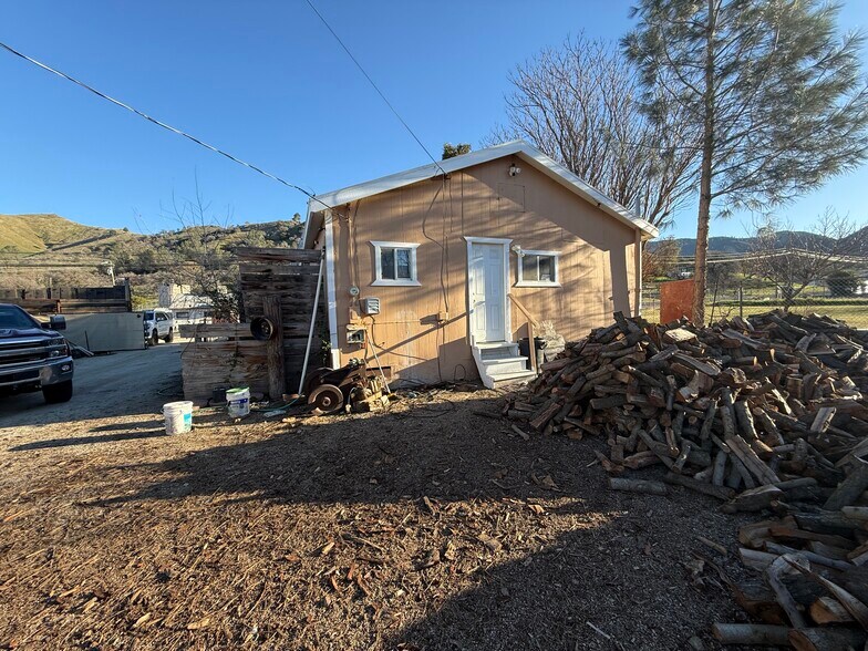 More Photos Of 3925 Lake Isabella Blvd, Bodfish General Retail For Sale