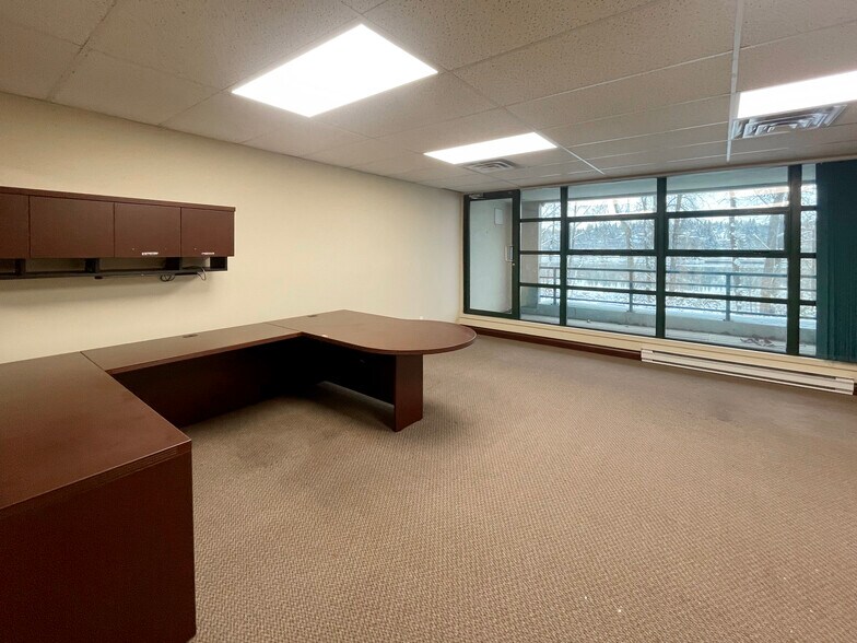 More Photos Of 17 Fawcett Rd, Coquitlam Warehouse For Sale