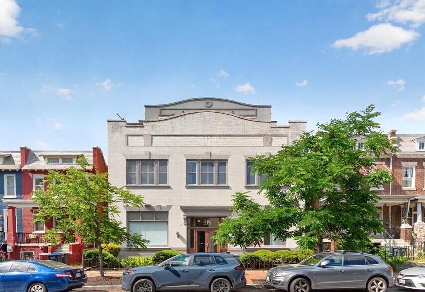 More Photos Of 316 F St NE, Washington Office For Lease