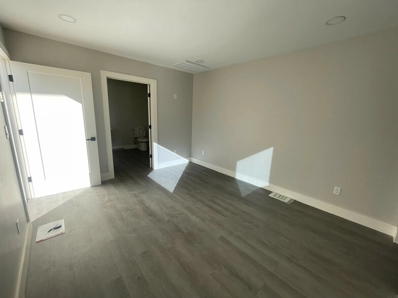 More Photos Of 411 N Williams St, Amarillo Warehouse For Lease