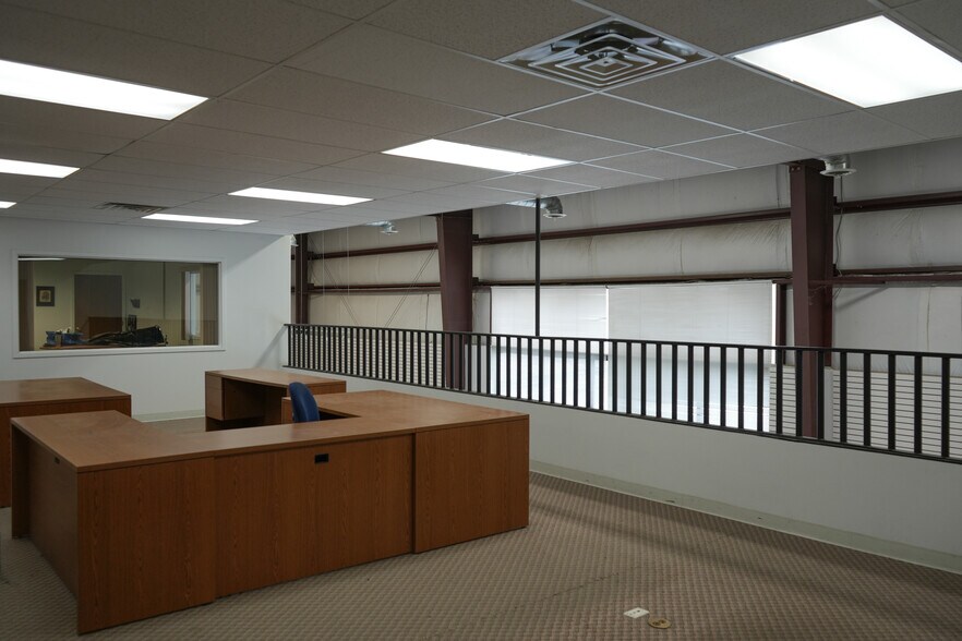 More Photos Of 4225-4231 N Elizabeth St, Pueblo Industrial For Sale