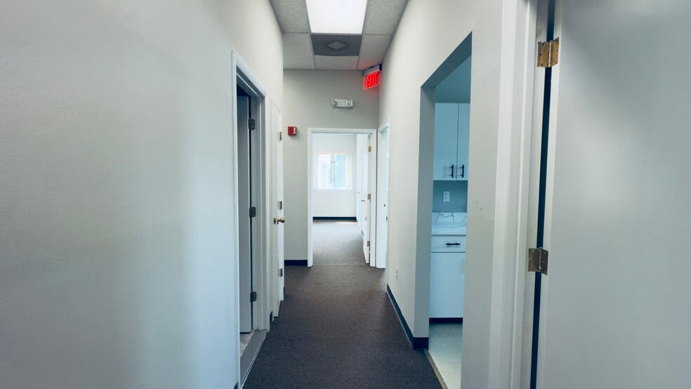 More Photos Of 507 Broad St, Shrewsbury Storefront Retail Office For Lease