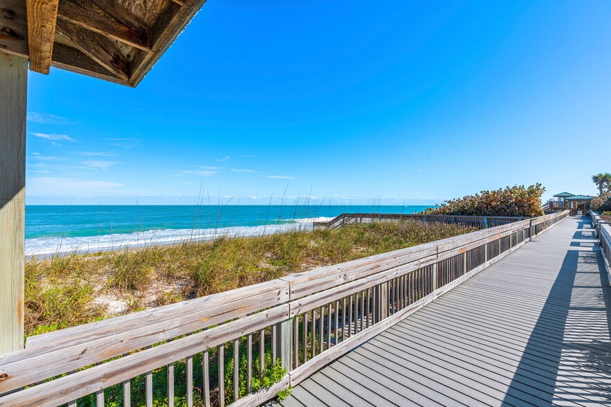 More Photos Of 9300 N A1A, Vero Beach Freestanding For Sale