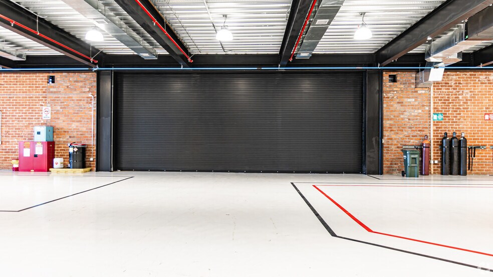 More Photos Of 136-142 Oregon St, El Segundo Research And Development For Lease