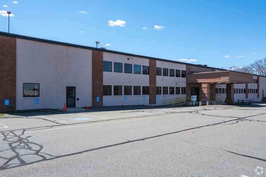 More Photos Of 63 Nahatan St, Norwood Research And Development For Sale