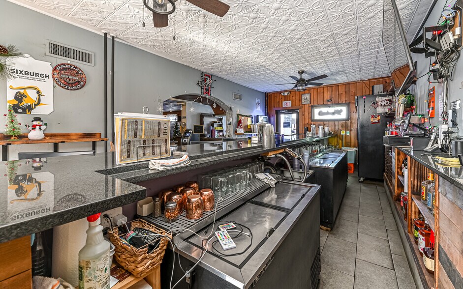 More Photos Of 125 Main St, Hickory Restaurant For Sale