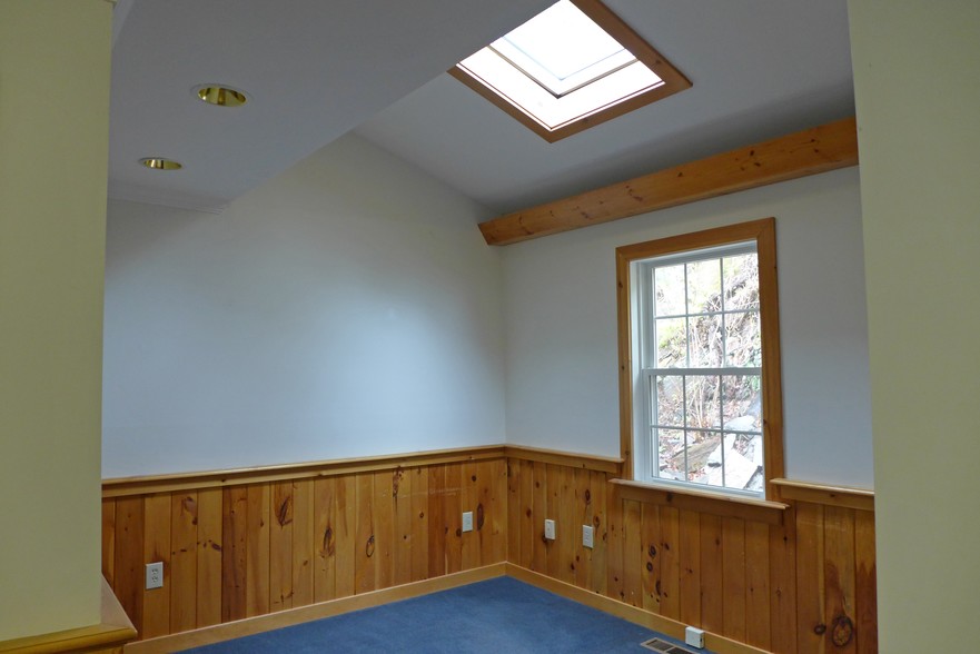 More Photos Of 940 Danbury Rd, Georgetown Office For Lease