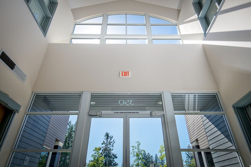 More Photos Of 350 Crown Point Cir, Grass Valley Office For Lease