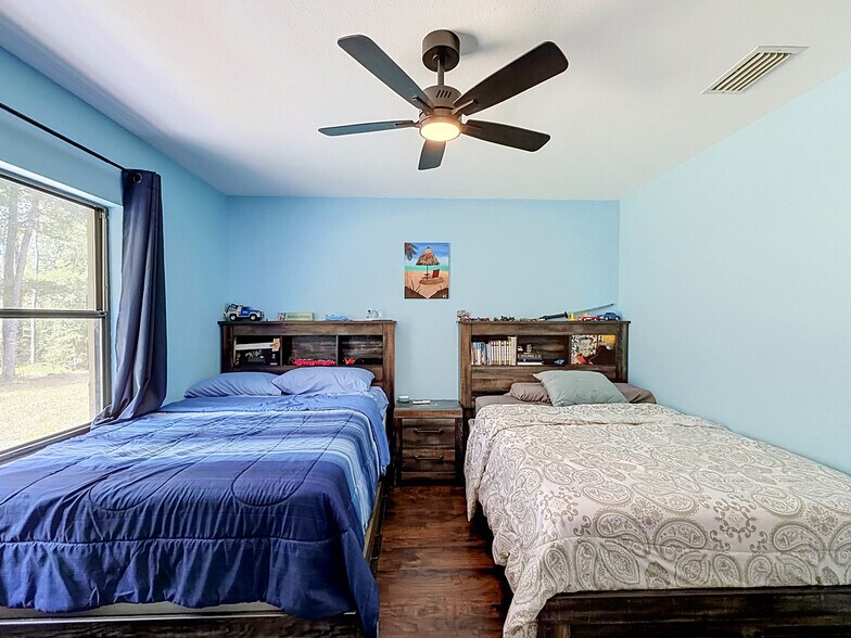 More Photos Of 26311 Willow St, Brooksville Specialty For Sale