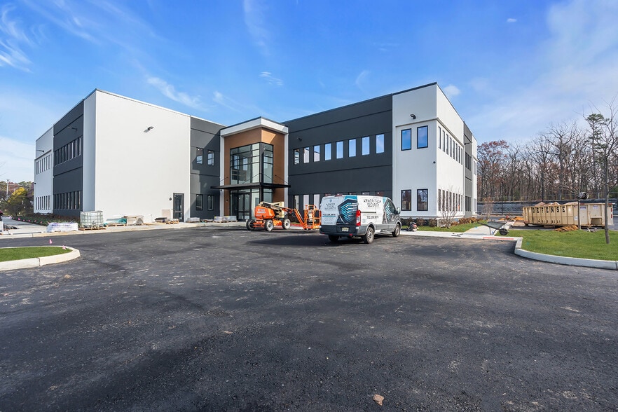 Primary Photo Of 705 Brewers Bridge Rd, Jackson Office For Lease