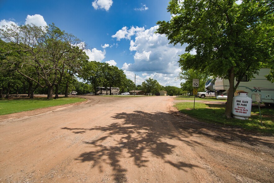 More Photos Of 347203 US Route 66 Hwy, Chandler Trailer Camper Park For Sale