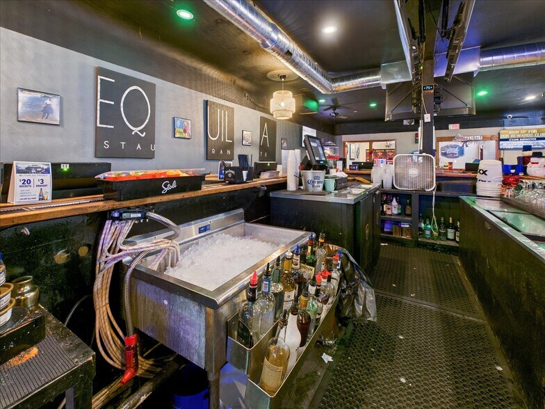 More Photos Of 1700 S Pahrump Valley Blvd, Pahrump Storefront For Sale