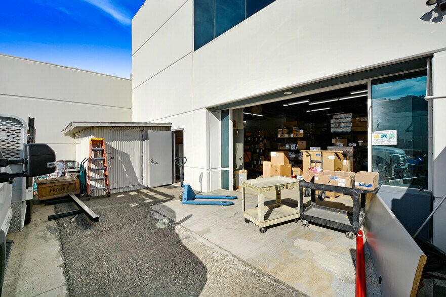 More Photos Of 22405 La Palma Ave, Yorba Linda Research And Development For Lease