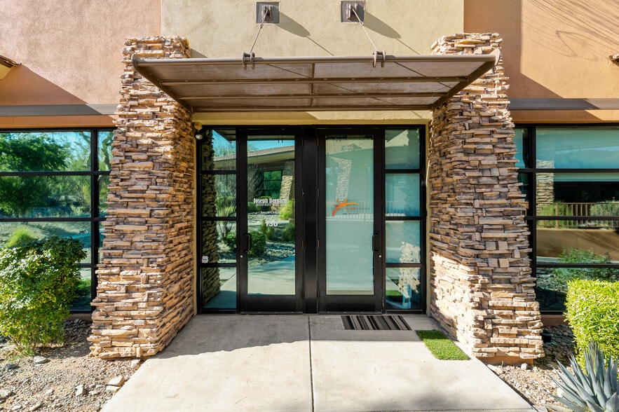 More Photos Of 9927 E Bell Rd, Scottsdale Medical For Sale