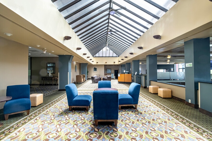 More Photos Of 2-8 Hawley St, Binghamton Hotel For Lease