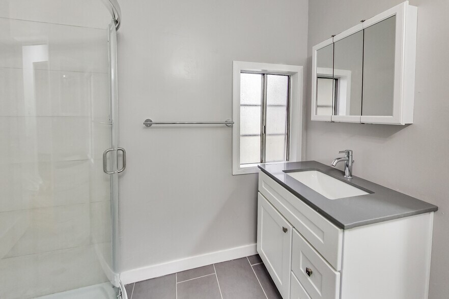 More Photos Of 1207-1233 University Ave, Berkeley Apartments For Sale
