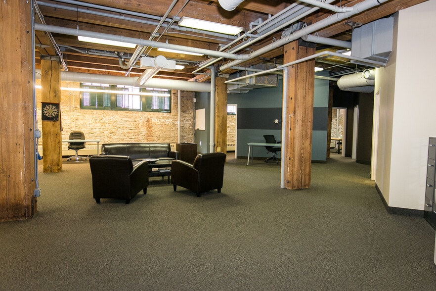 More Photos Of 400 N 1st St, Minneapolis Loft Creative Space For Sale