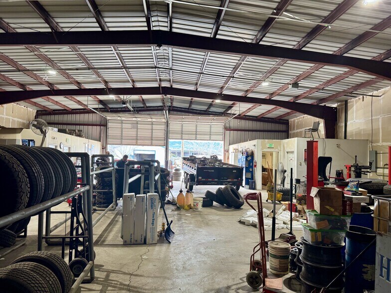More Photos Of 1225 Adams St, Klamath Falls Warehouse For Sale