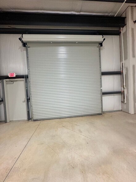 More Photos Of 4830 Marsett Pky, Cumming Light Manufacturing For Lease