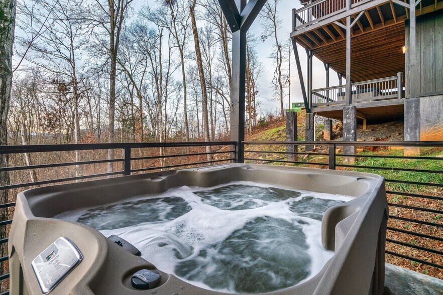 More Photos Of 514 New Venture Wy, Sevierville Hospitality For Sale