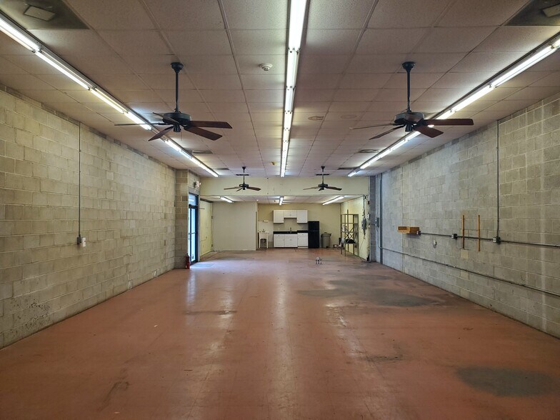 More Photos Of 44 Main St, Farmingdale Storefront For Lease