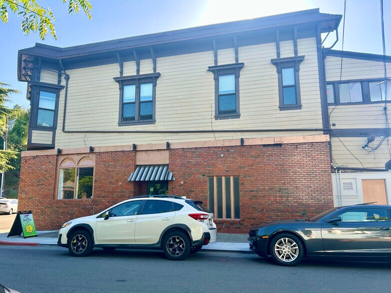 More Photos Of 11 G St, San Rafael General Retail For Sale