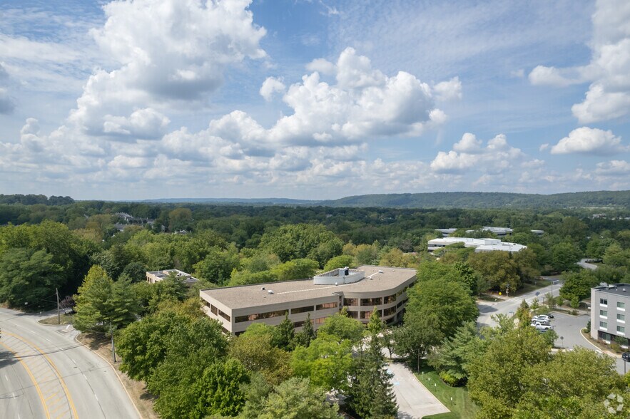 More Photos Of 1000 Westlakes Dr, Berwyn Unknown For Lease