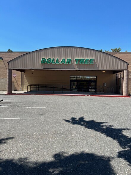 More Photos Of 1815 NE 43rd Ave, Portland Supermarket For Lease