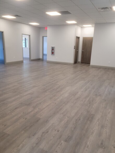 More Photos Of 2053 Experiment Station Rd, Watkinsville Medical For Lease