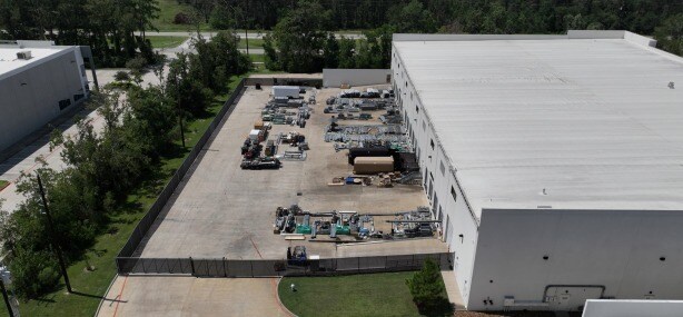 More Photos Of 4014 Interwood N Pky, Houston Distribution For Lease