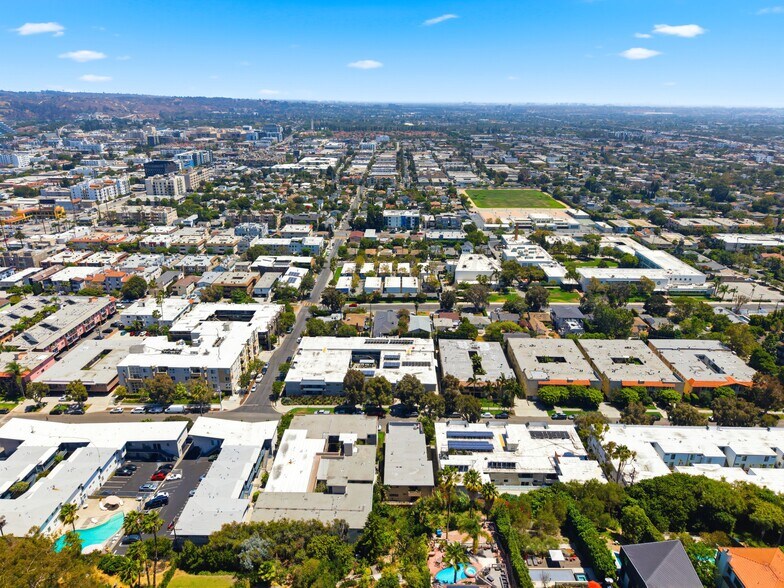 More Photos Of 10815 Rose Ave, Los Angeles Apartments For Sale