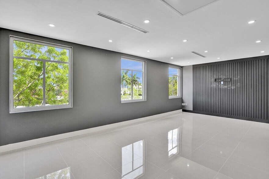 More Photos Of 15620 SW 29th St, Miramar Medical For Sale