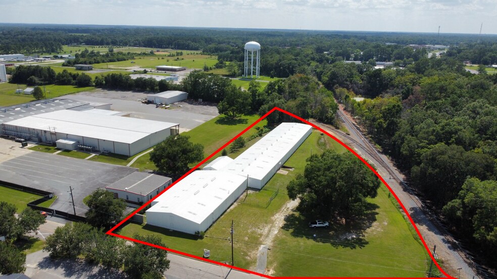 Primary Photo Of 404 S Shelfer St, Quincy Warehouse For Lease