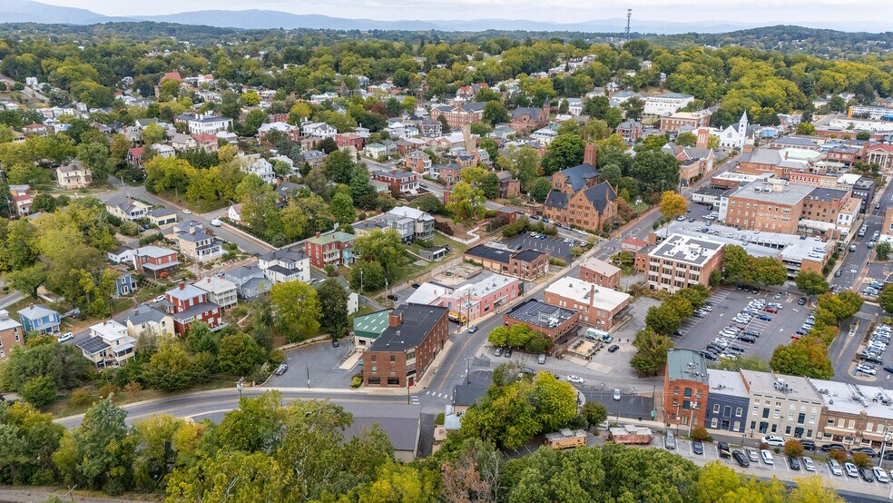 More Photos Of 50 Middlebrook Ave, Staunton Storefront For Sale