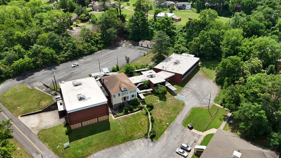 More Photos Of 301 21st Ave S, Birmingham Schools For Sale