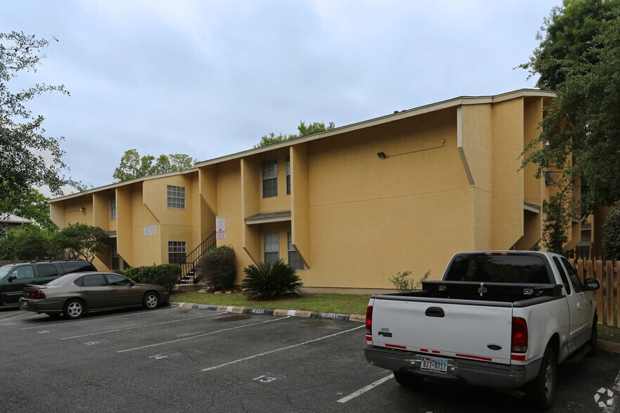 More Photos Of 737 W Mayfield Blvd, San Antonio Apartments For Sale