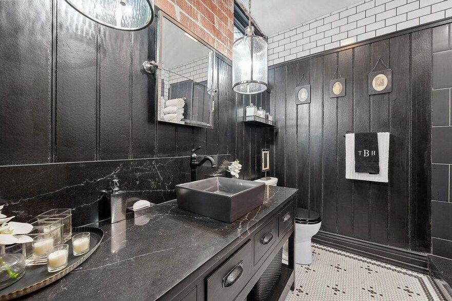 More Photos Of 43 W Markison Ave, Columbus Apartments For Sale