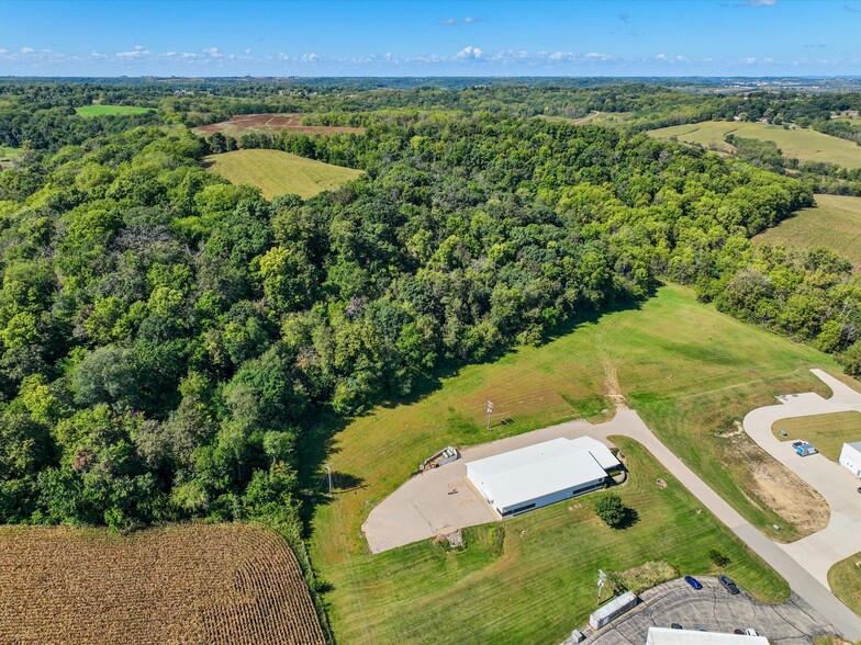 More Photos Of 10496 Ironwood Dr, Dubuque Land For Sale