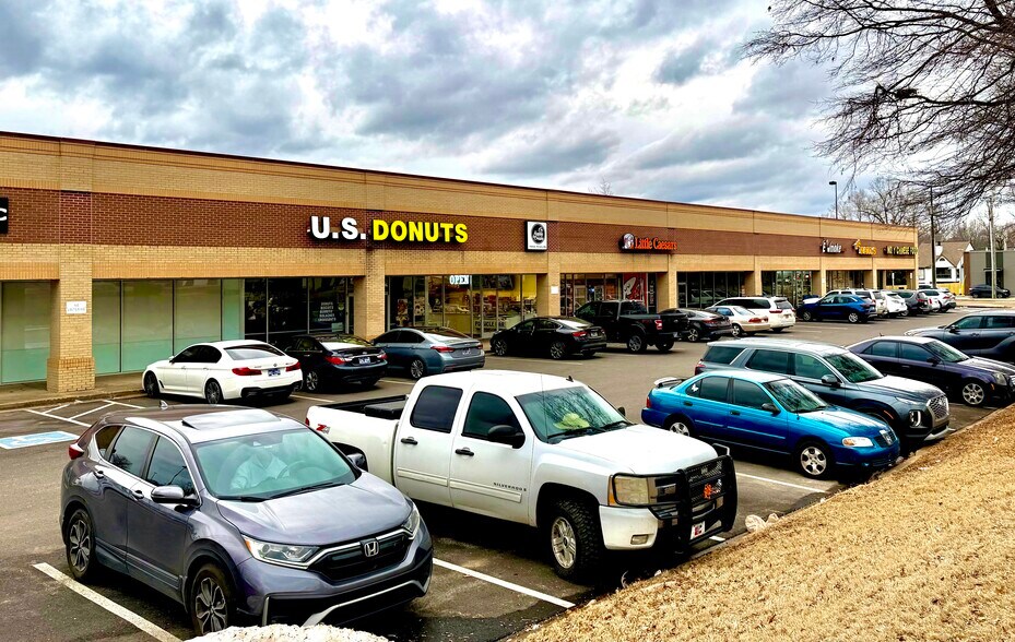 More Photos Of 3189 N Highland Ave, Jackson Storefront For Lease