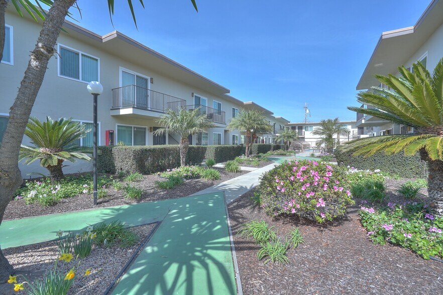 More Photos Of 561 Park Way, Chula Vista Apartments For Sale