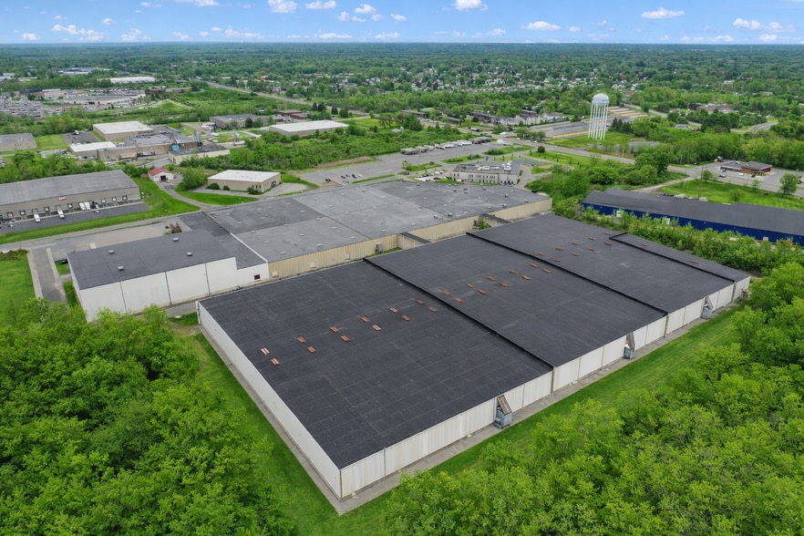 More Photos Of 7245 Henry Clay Blvd, Liverpool Distribution For Lease